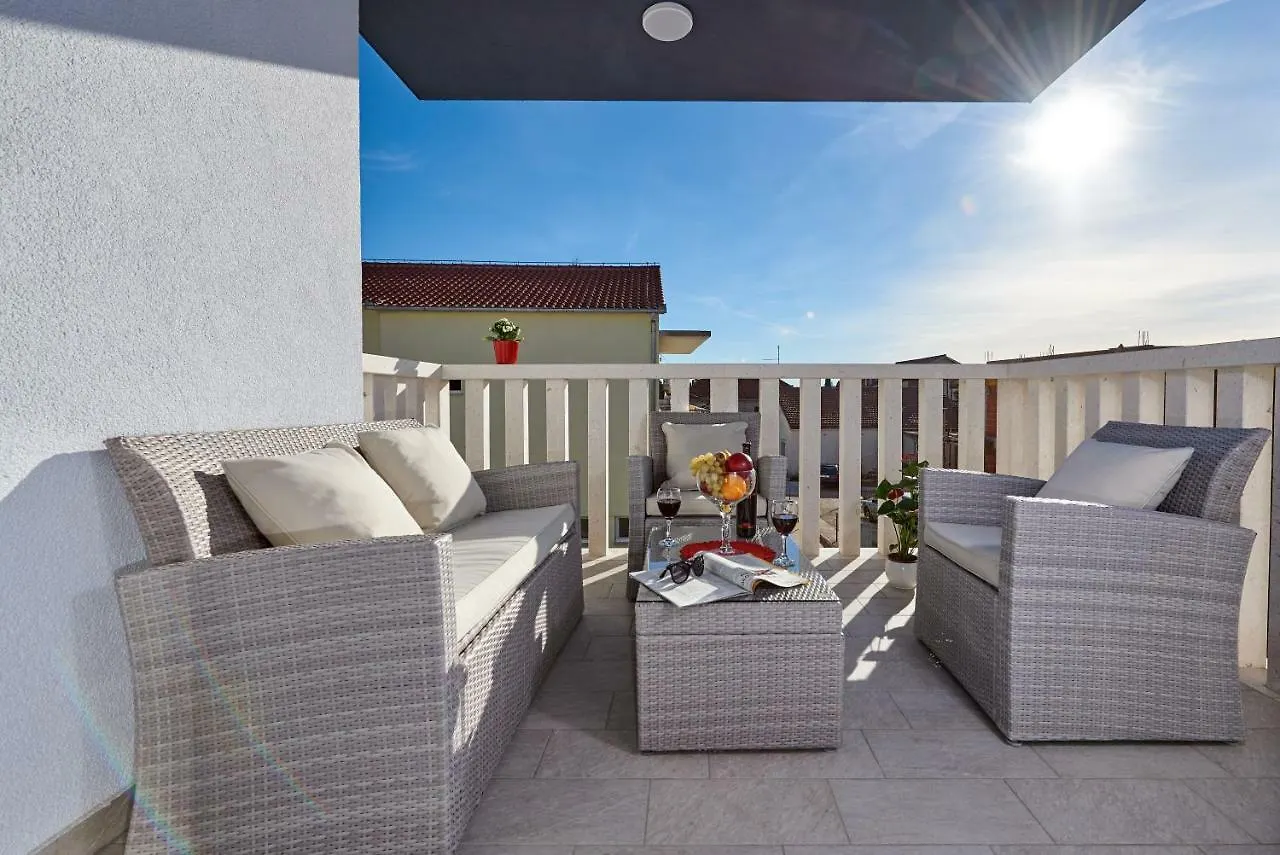 Apartment Misic Trogir Croatia