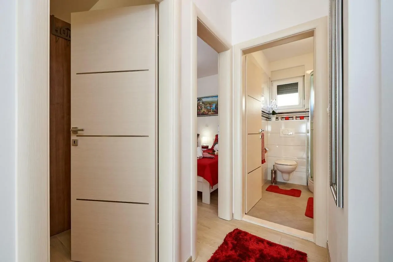 Apartment Misic Trogir